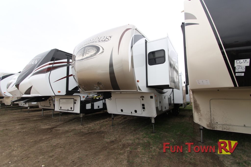 Palomino Columbus Fifth Wheel 384RD