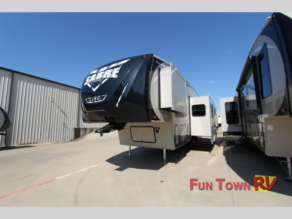 Sabre Lite 28BH Fifth Wheel