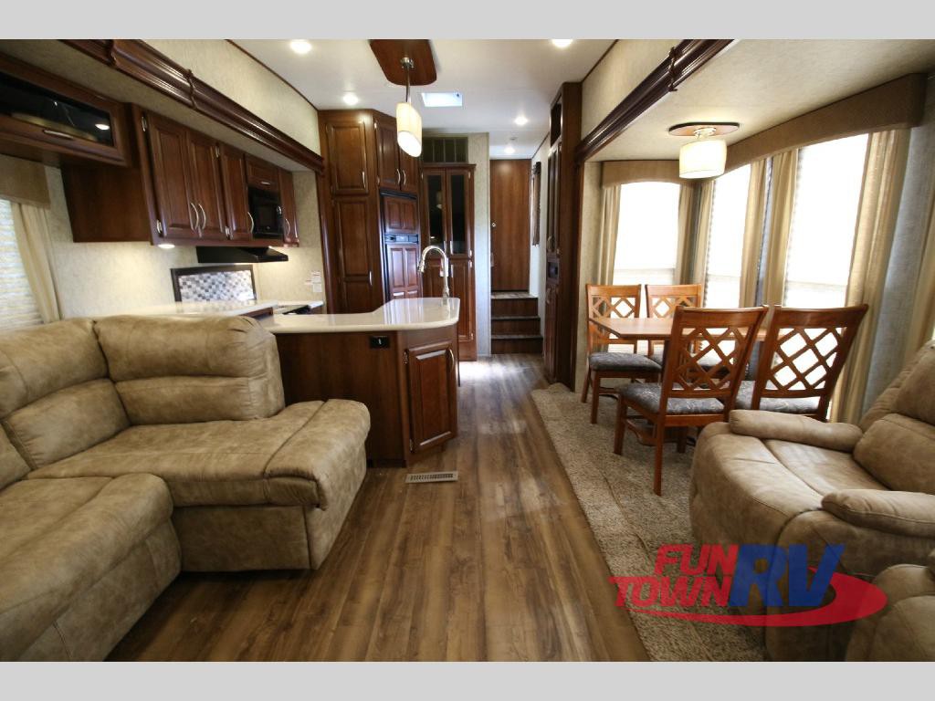 Forest River Black Diamond Fifth Wheel Interior