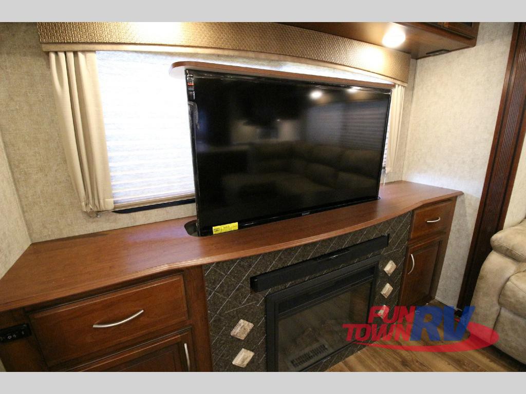 Forest River Black Diamond Fifth Wheel Interior Firepla ce