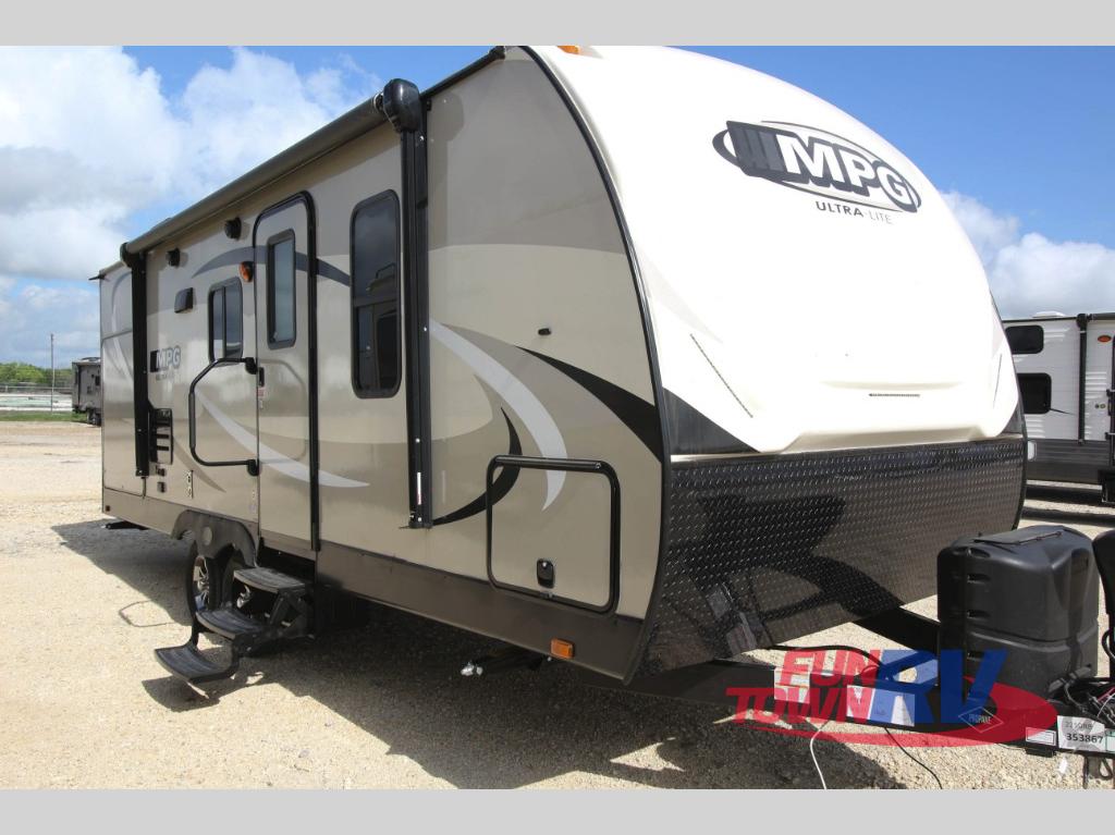 mpg towing travel trailer