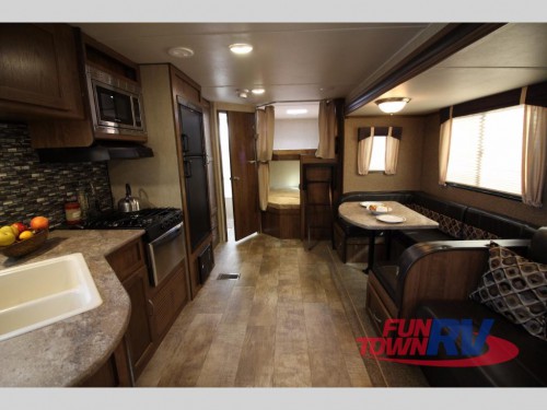 Gulf Stream Kingsport 277DDS travel trailer