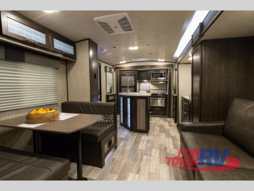 Cruiser Fun Finder Xtreme Lite 27IK Travel Trailer Interior