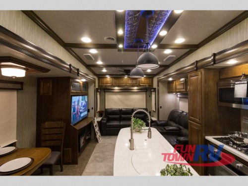 Big Country 3310QSCK Fifth Wheel Interior