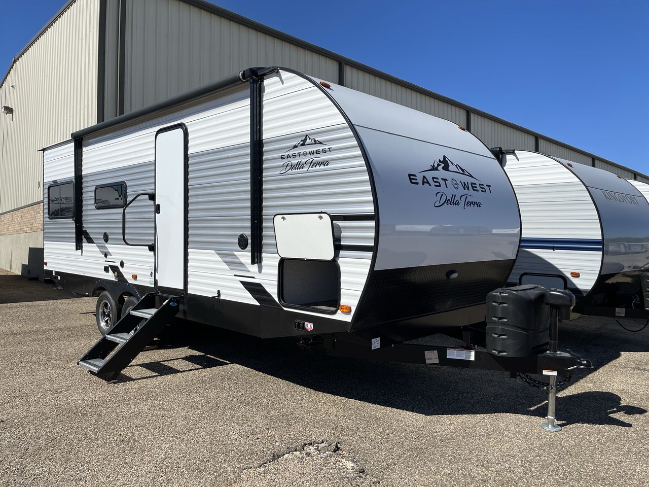 della terra travel trailer